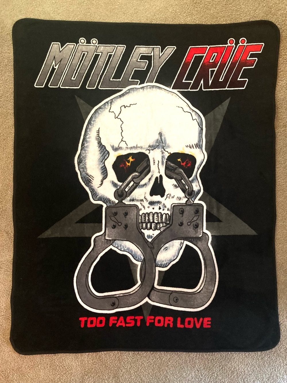 Mötley Crüe VIP Fleece blanket “Too Fast for Love” Tour 2012